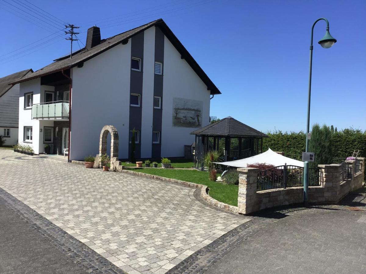 Ferienwohnung Entenquack Weisel Exterior photo